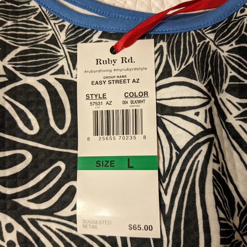 Ruby Rd ladies vest - Picture 6 of 6